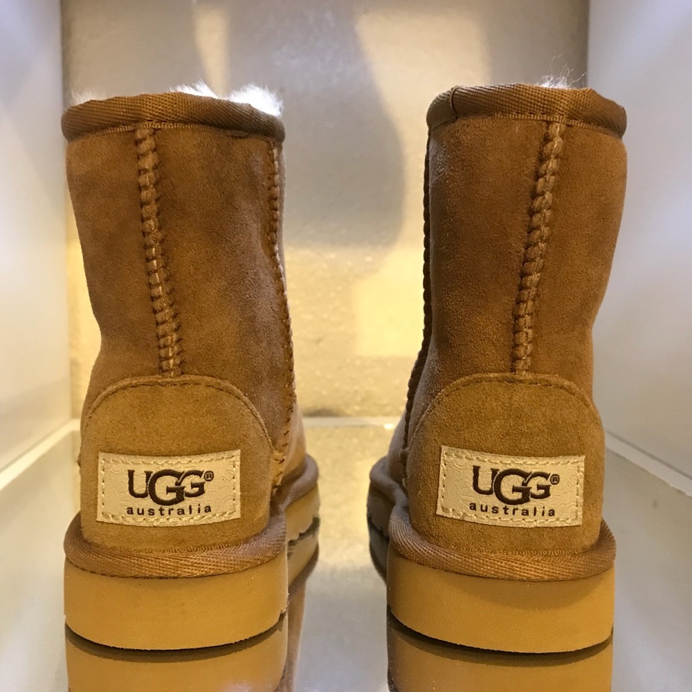 Kids Unisex Ugg Classic II Boots